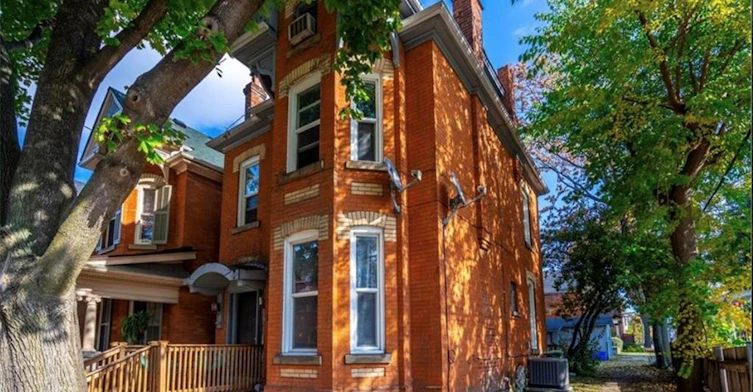 1-107 Erie Avenue, Hamilton, ON, L8N 2W5 - 2