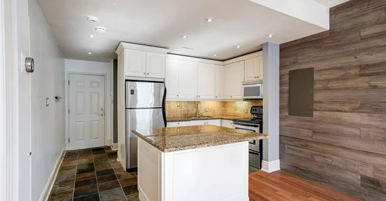 201-283 King Street E, Hamilton, ON, L8N 1B9 - 2