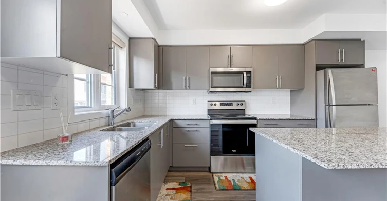 22-205 West Oak Trails Trail, Kitchener, ON, N2R 0R9 - 8