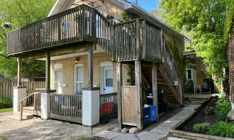 87 Lancaster Street W