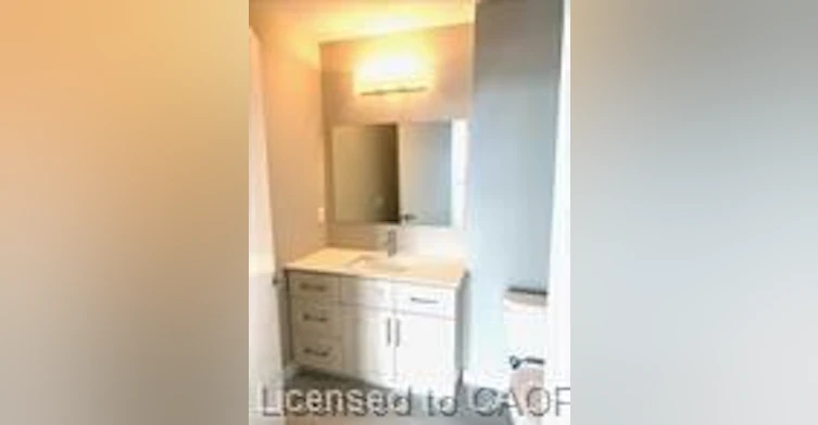 1208-104 Garment Street, Kitchener, ON, N2G 0C8 - 4