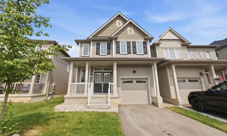 10 Cooke Avenue