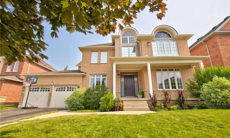 16 Watercliff Place