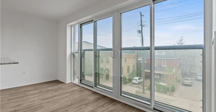 102-427 Aberdeen Avenue, Hamilton, ON, L8P 2S4 - 13
