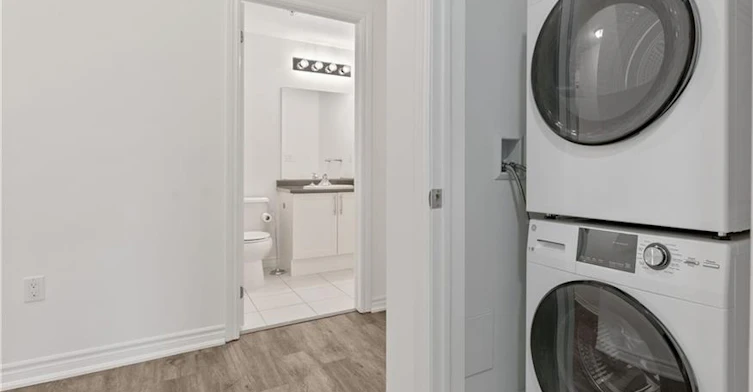 102-427 Aberdeen Avenue, Hamilton, ON, L8P 2S4 - 15