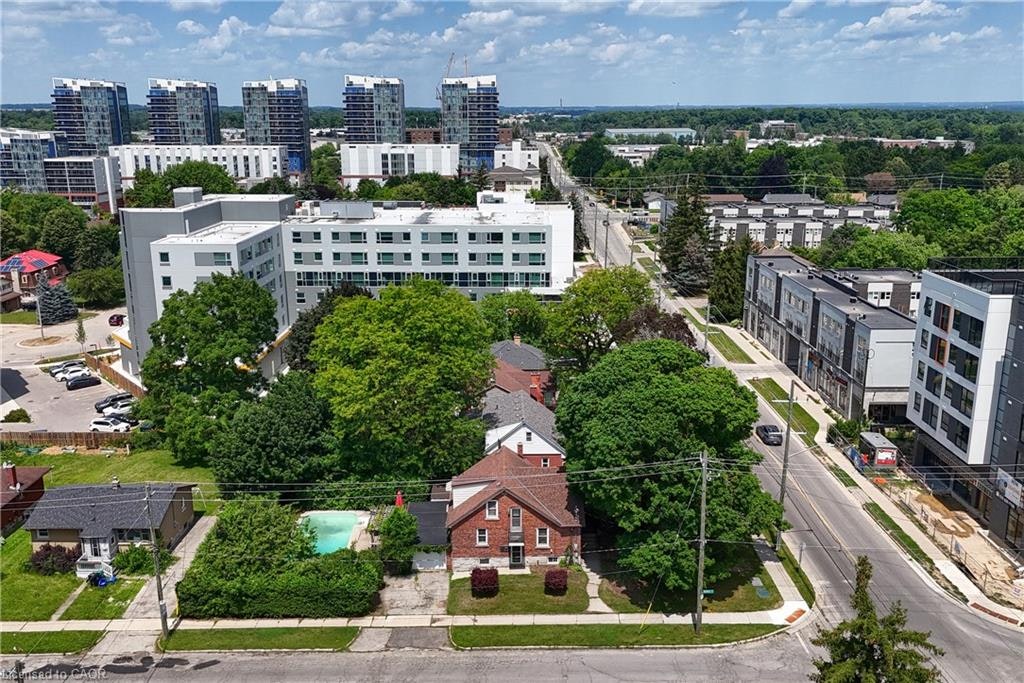 285 Albert Street, Waterloo, ON, N2L 3T9