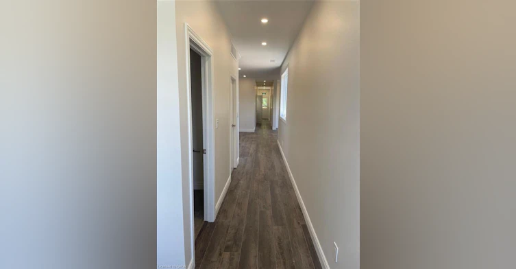 1-35 Fifth Avenue, Kitchener, ON, N2C 1P5 - 2
