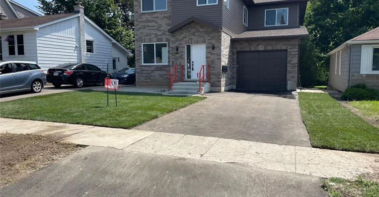 3-35 Fifth Avenue, Kitchener, ON, N2C 1P5