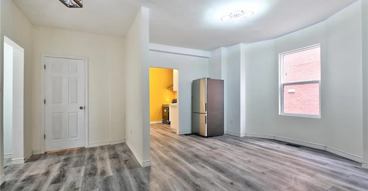 A-111 Gibson Avenue, Hamilton, ON, L8L 6J9 - 2