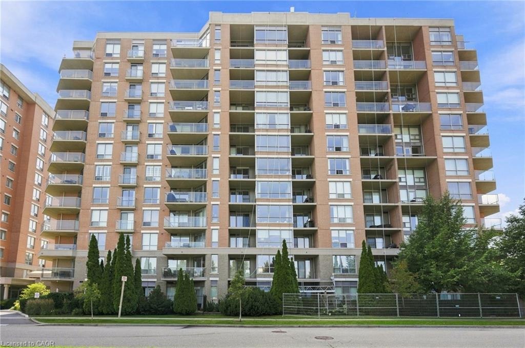 301-1150 Parkwest Place, Mississauga, ON, L5E 3K4