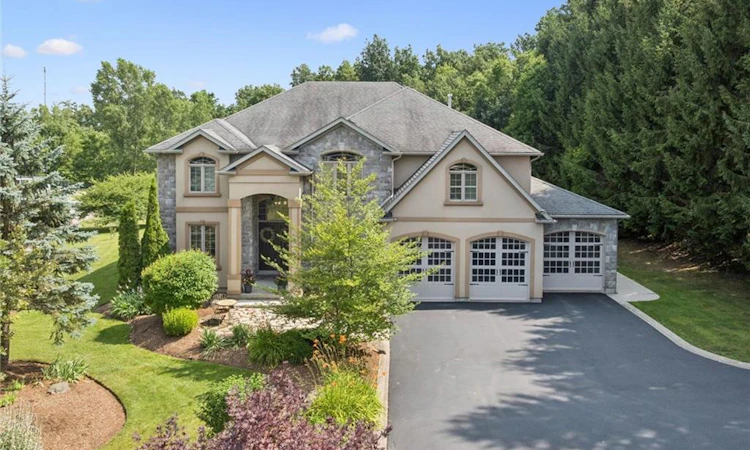 332 Scenic Drive