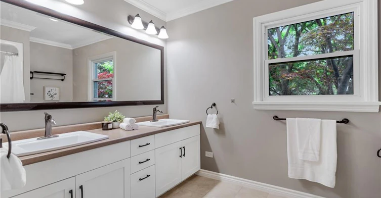 203 Forsyth Drive, Waterloo, ON, N2L 1A1 - 35
