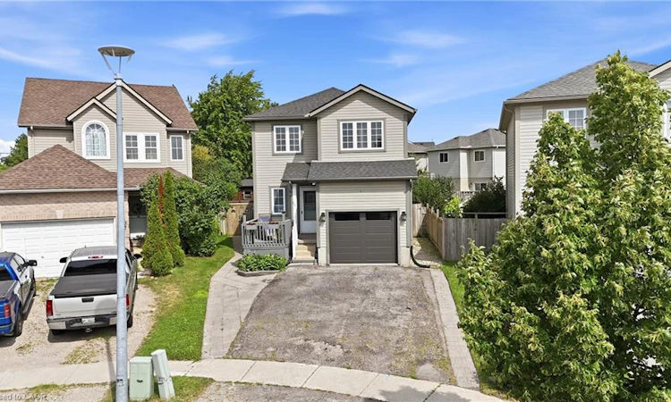 801 Hunters Gate Crescent