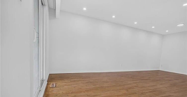 236 Veronica Drive, Kitchener, ON, N2A 2X2 - 15