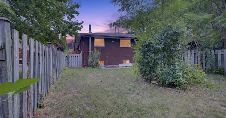 236 Veronica Drive, Kitchener, ON, N2A 2X2 - 2