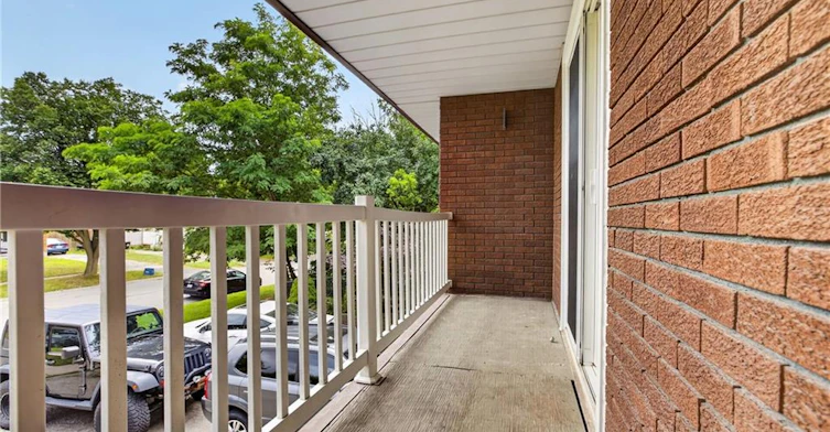 236 Veronica Drive, Kitchener, ON, N2A 2X2 - 47