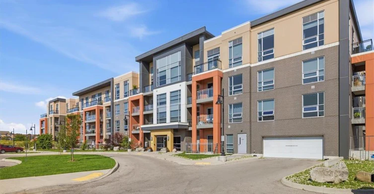 420-4040 Upper Middle Road, Burlington, ON, L7M 0H2
