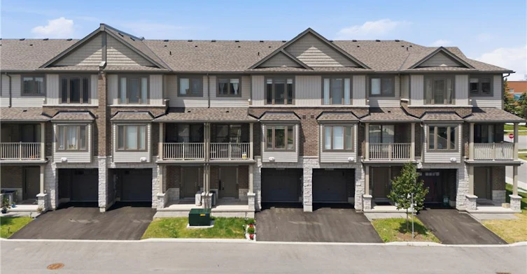 62-19 Picardy Drive, Hamilton, ON, L8J 0M7