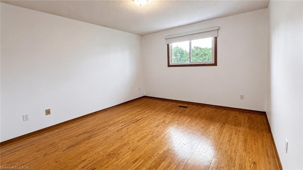 Upper-39 Lisgar Court, Hamilton, ON, L8T 4Y4 - 10