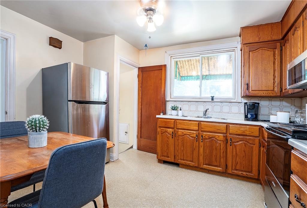 90 Osler Drive, Hamilton, ON, L9H 4B5 - 9