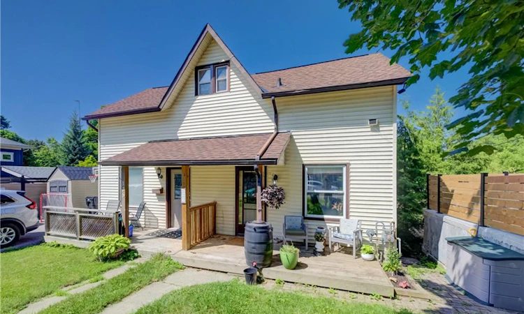 127 Henderson Street