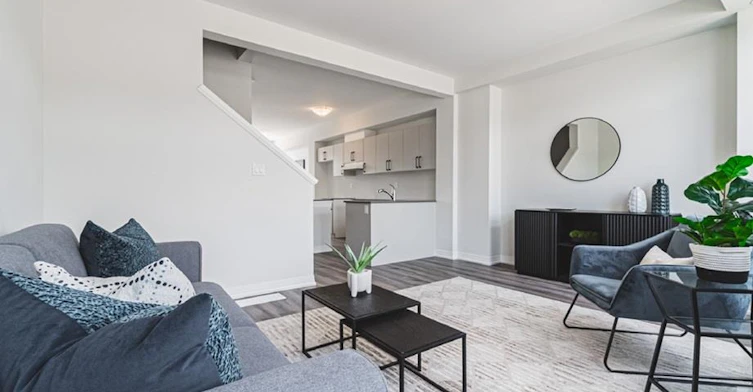 1-155 Equestrian Way, Cambridge, ON, N3E 0E8