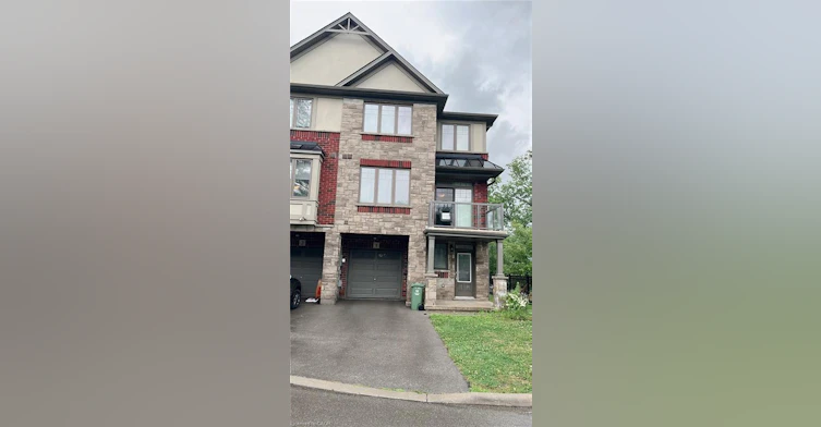 1-1169 Garner Road E, Hamilton, ON, L9G 0C8 - 2