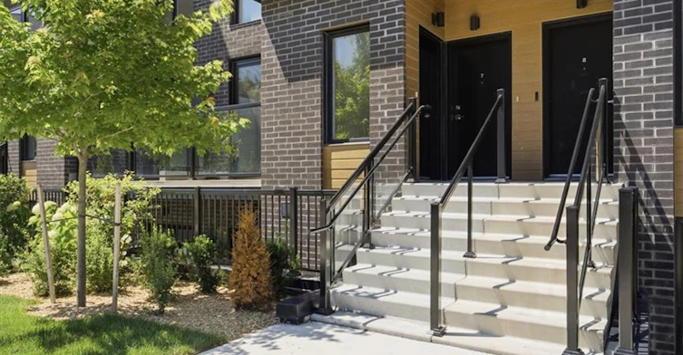 6-172 Clonmore Drive, Toronto, ON, M1N 0B9 - 6