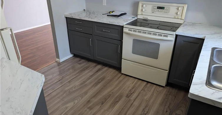 UPPER-5 Calcott Court, Thorold, ON, L2V 4J9 - 3