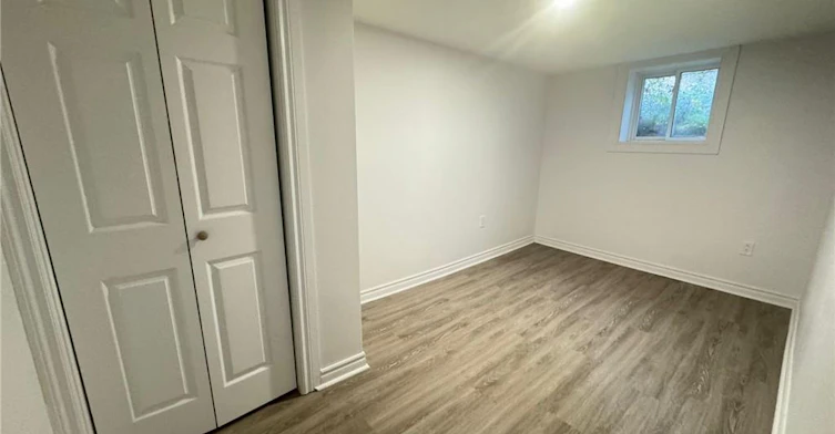 UPPER-5 Calcott Court, Thorold, ON, L2V 4J9 - 16