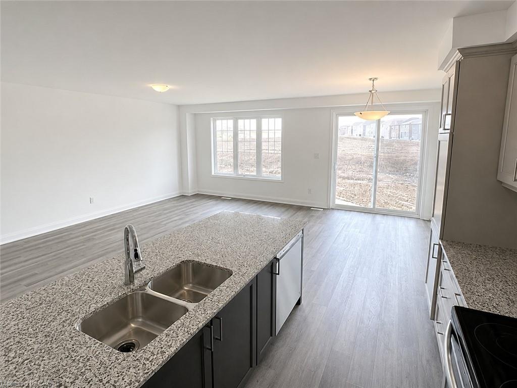 196 Histand Trail, Kitchener, ON, N2R 1P6 - 5
