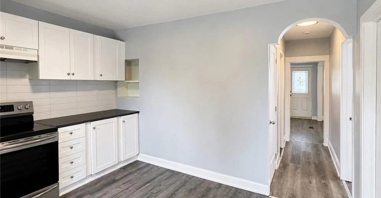 250 Weir Street N, Hamilton, ON, L8H 5G3 - 5