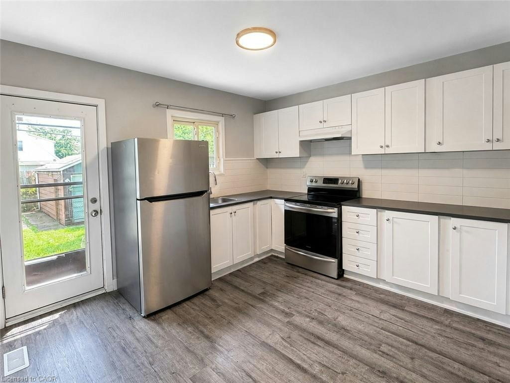 250 Weir Street N, Hamilton, ON, L8H 5G3 - 8