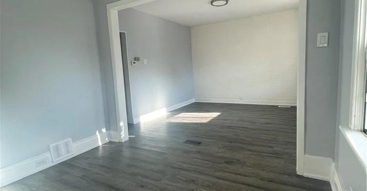 250 Weir Street N, Hamilton, ON, L8H 5G3 - 5