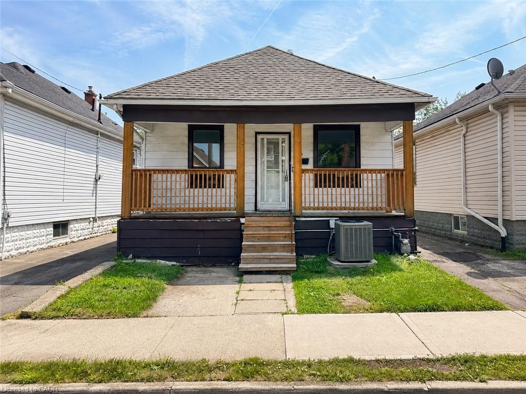 250 Weir Street N, Hamilton, ON, L8H 5G3