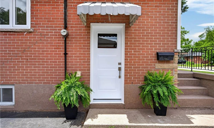 236 Hammersmith Court