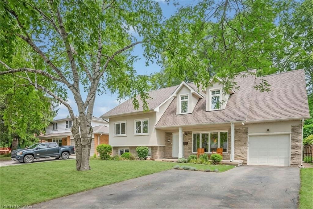 285 Surrey Drive, Oakville, ON, L6L 3T6