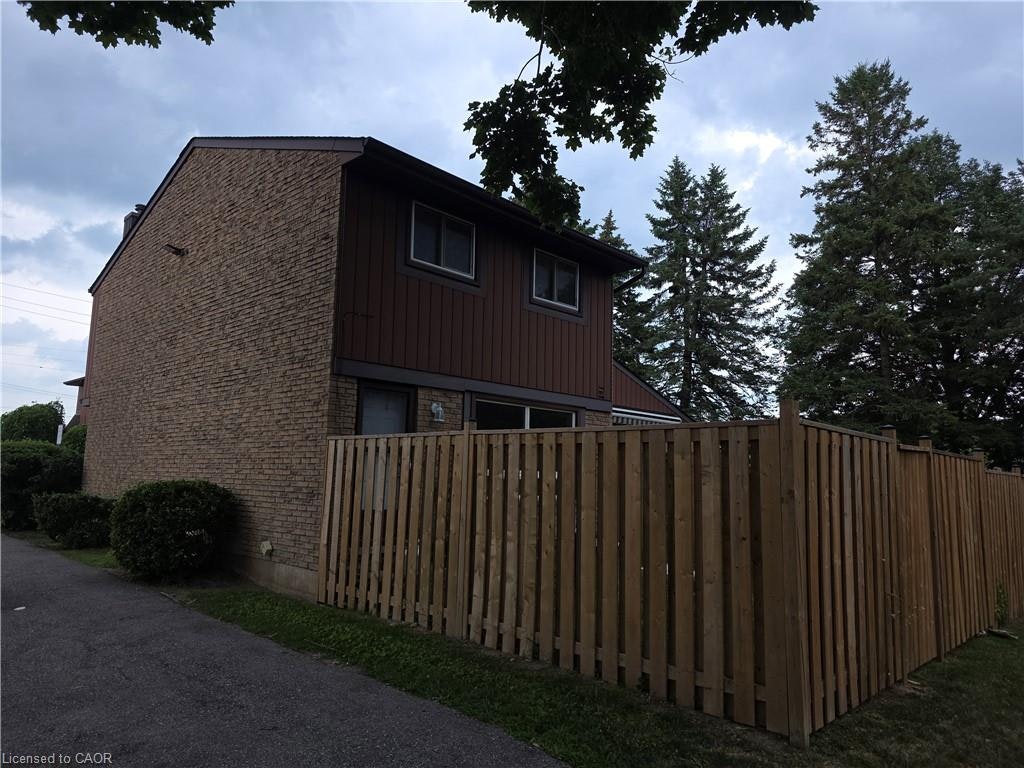 44-235 Ferguson Avenue, Cambridge, ON, N1R 6G1 - 2