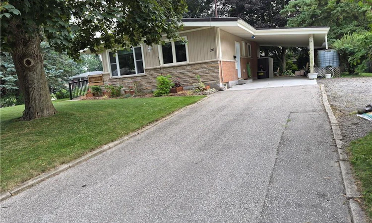 26 Meadowlark Road