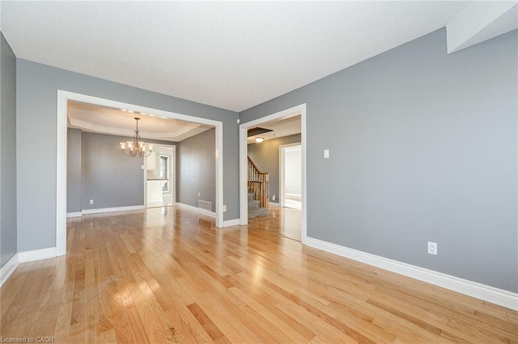 159 Glenvalley Drive, Cambridge, ON, N1T 1R1 - 8