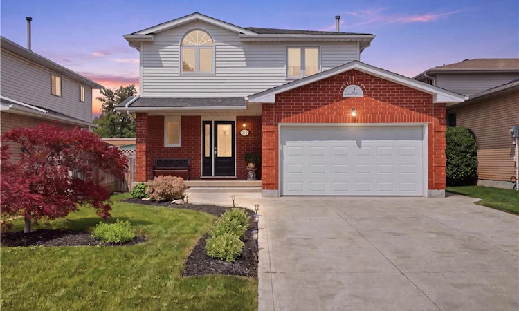 31 Fano Drive