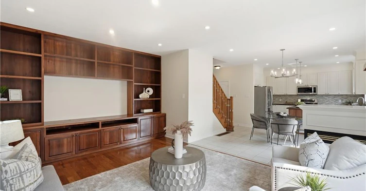 100 Springstead Avenue, Hamilton, ON, L8E 6E9 - 6