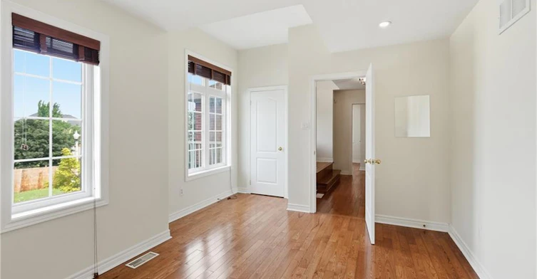 100 Springstead Avenue, Hamilton, ON, L8E 6E9 - 18