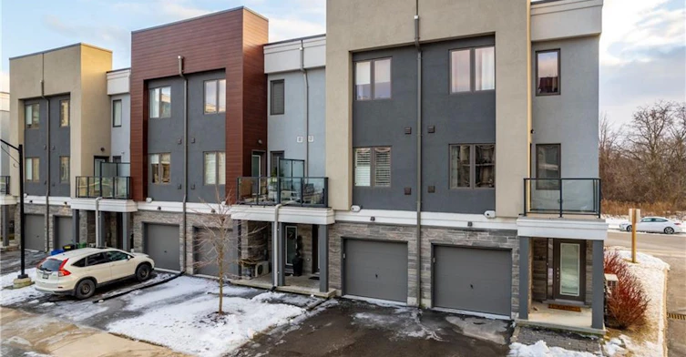 10-115 Shoreview Place, Hamilton, ON, L8E 0K4 - 2