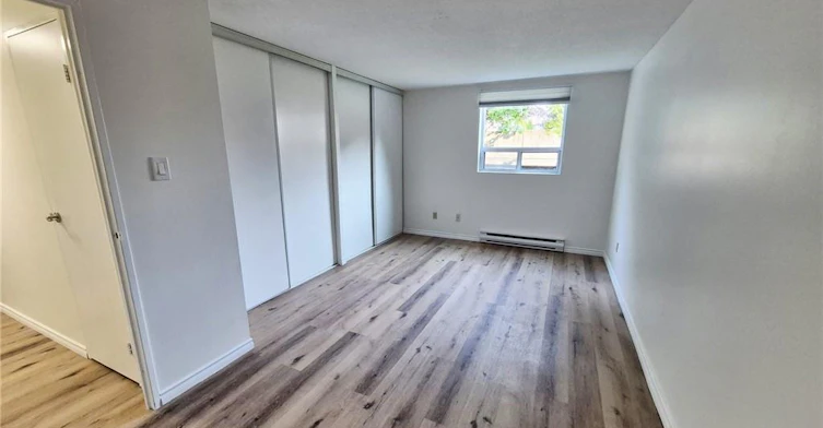 105-421 Fairview Drive, Brantford, ON, N3R 7M3 - 12