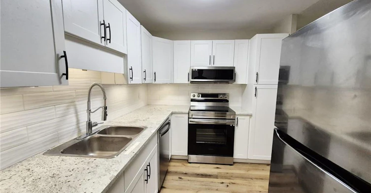 105-421 Fairview Drive, Brantford, ON, N3R 7M3 - 6