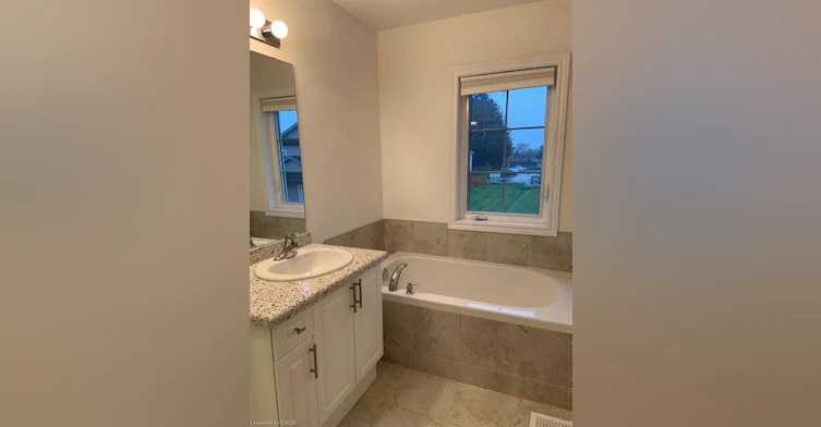 16 Dayman Drive, Hamilton, ON, L9K 0J9 - 30