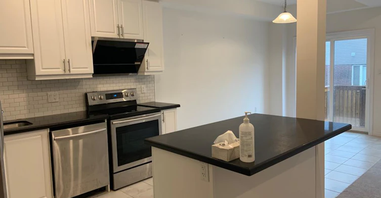 16 Dayman Drive, Hamilton, ON, L9K 0J9 - 10