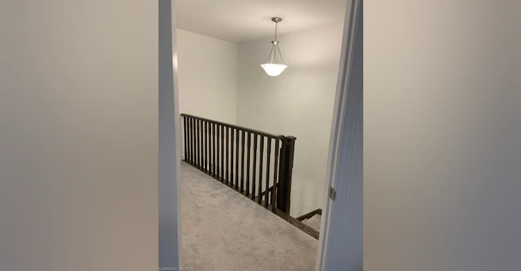 16 Dayman Drive, Hamilton, ON, L9K 0J9 - 20