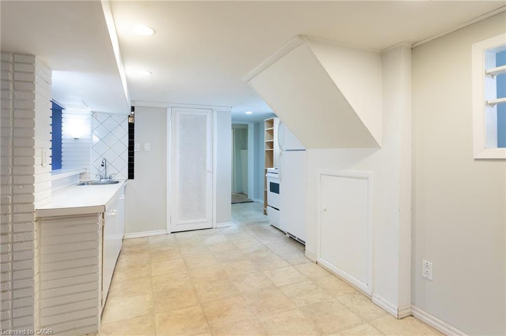 Basement-1439 Caroline Street, Burlington, ON, L7S 1H7 - 5
